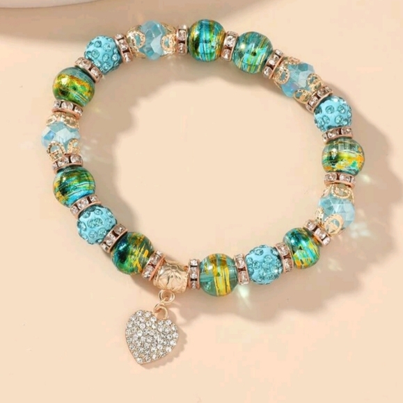 Bracelet with hear charm - Picture 1 of 2